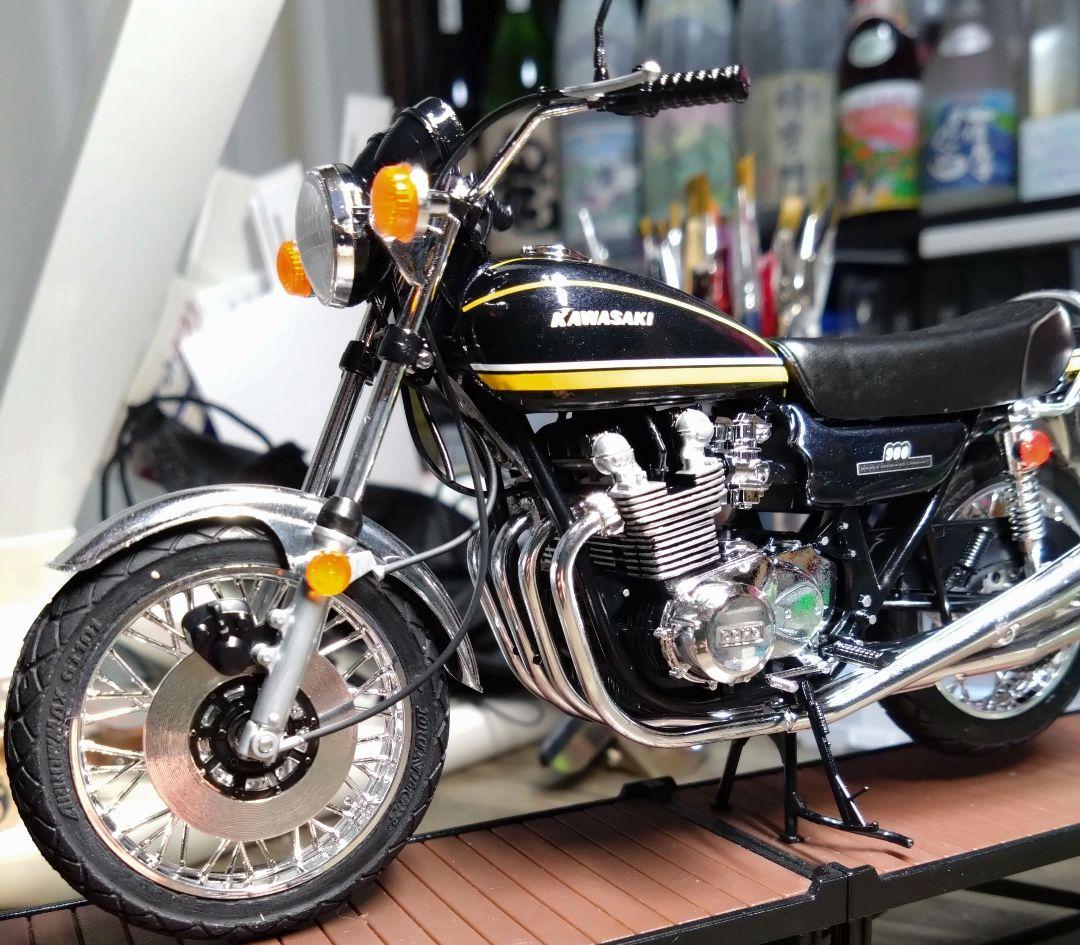 アオシマ 1／12 バイク　Z1 カワサキ（Kawasaki）900 完成品