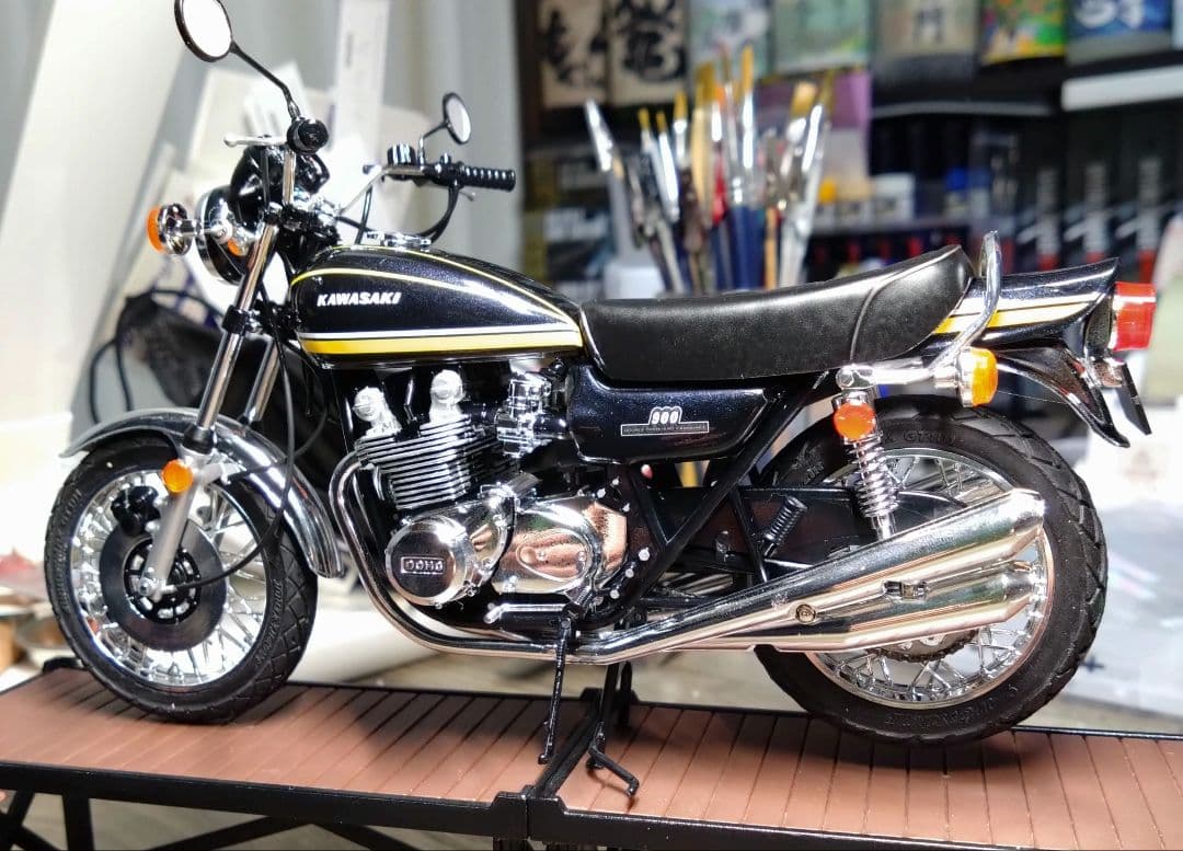 アオシマ 1／12 バイク　Z1 カワサキ（Kawasaki）900 完成品
