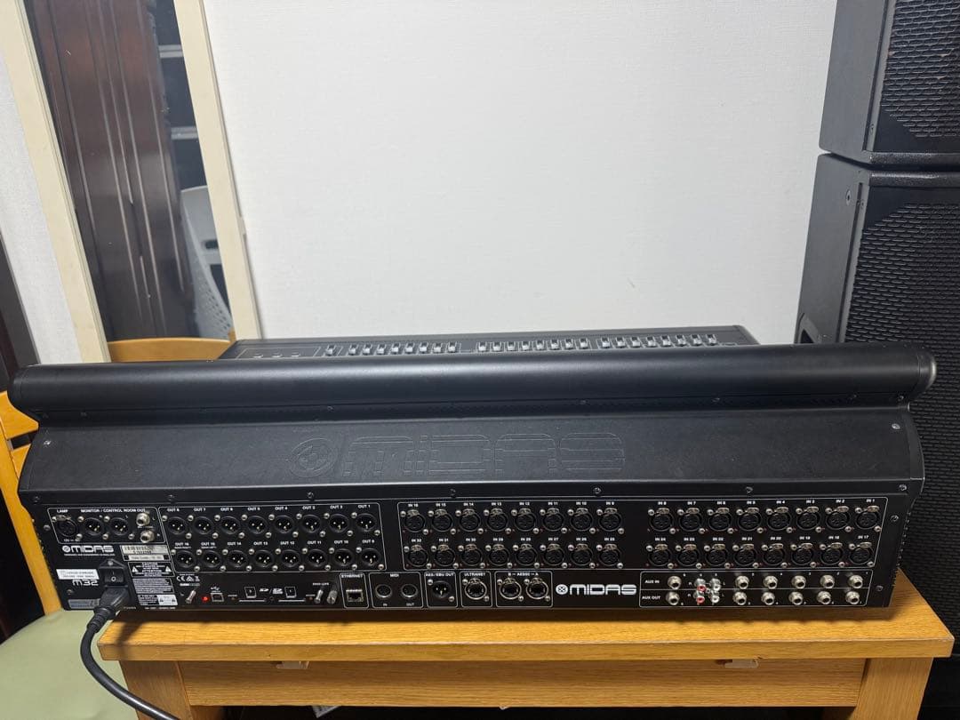 MIDAS マイダス M32 LIVE デジタルミキサー