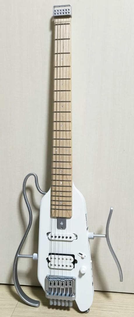 Donnerヘッドレスギター HUSH-X　ホワイト美品　トラベルギター