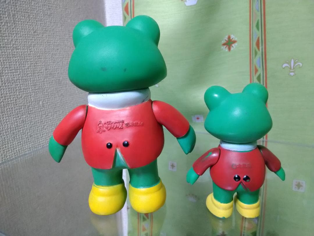 ケロヨン　ソフビ　礼服　大小セット