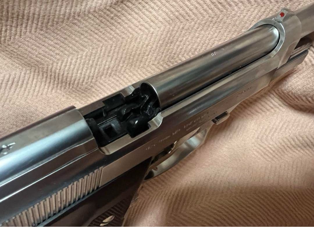 東京マルイ ガスブローバック M92F クロームステンレス　ガスガン