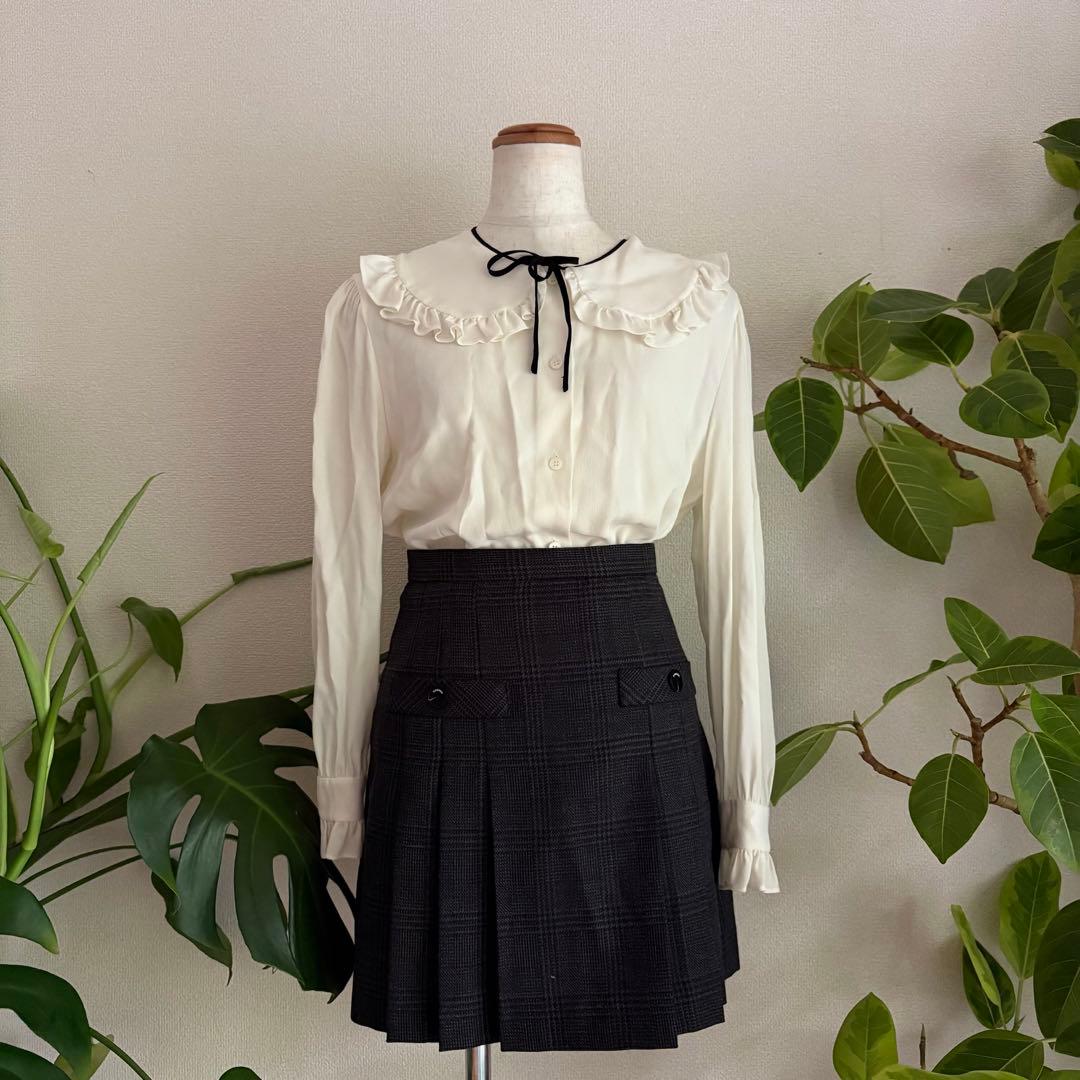 sandroプリーツチェック毛100%ミニスカートay28