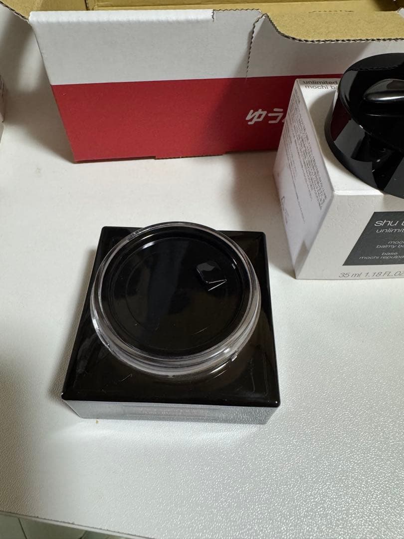 shu uemura unlimited ファンデ2種、モチバーム、ブラシセット