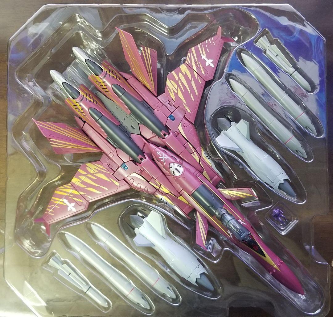 1/60 マクロスゼロ やまと完全変形シリーズ SV-51γ ノーラ機