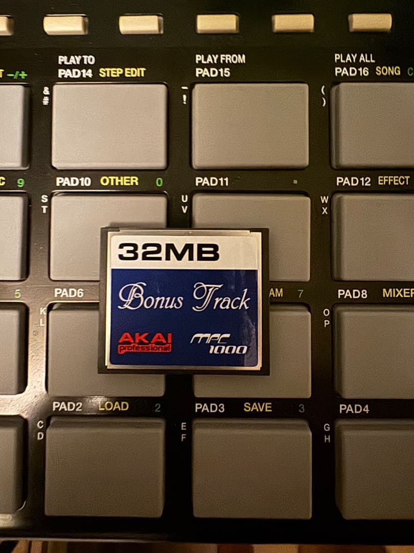 i*n様 AKAI MPC1000 Black JJOS3.12導入済み 動作確