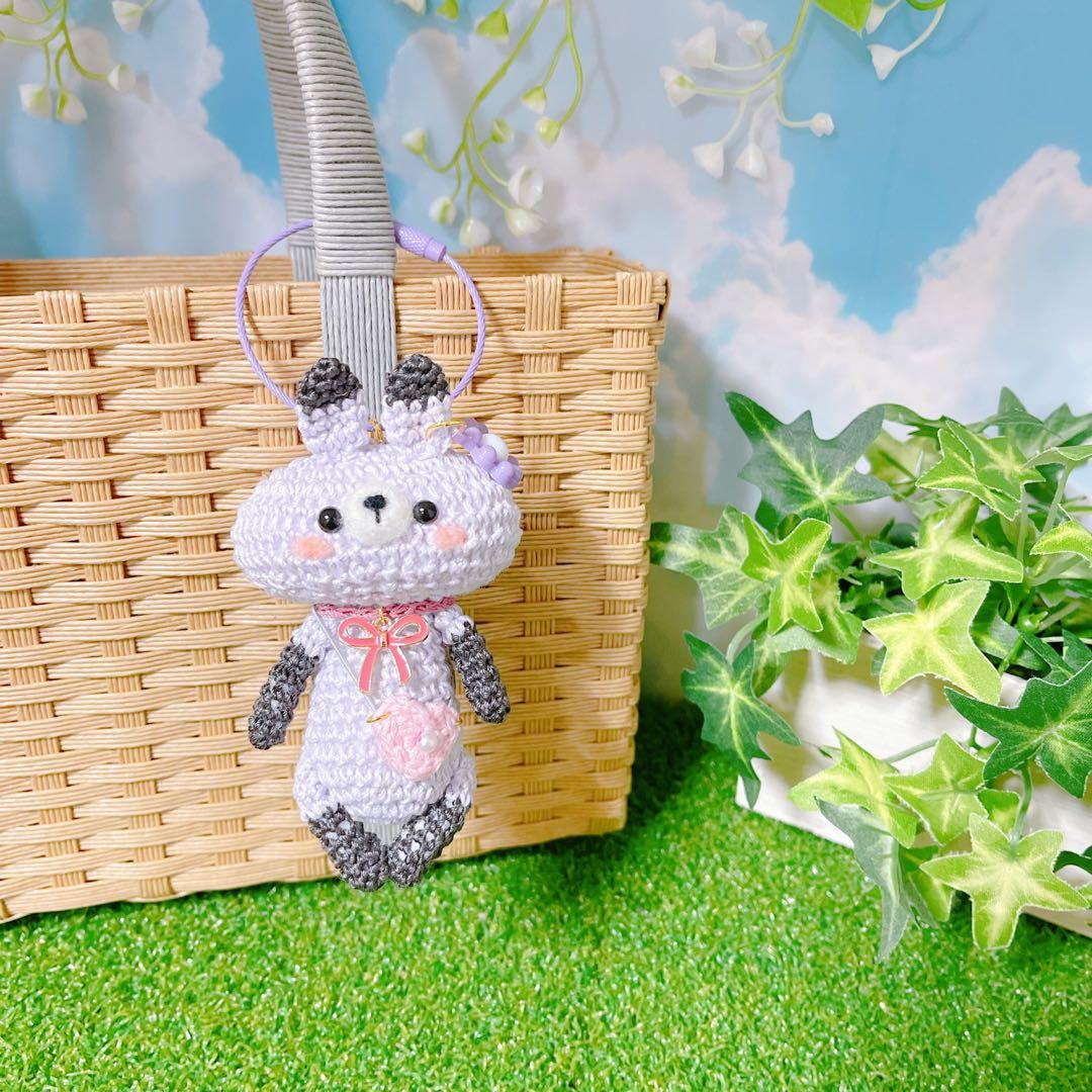 あみぐるみ　おしゃれ大好きペタンコペタうさちゃんリングキーホルダー☺︎他２点