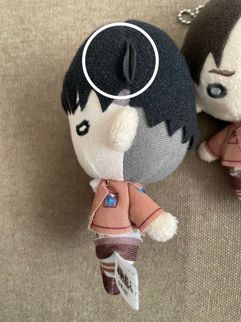 にとたん　進撃の巨人　マスコットキーホルダー　リヴァイ エレン　2個セット