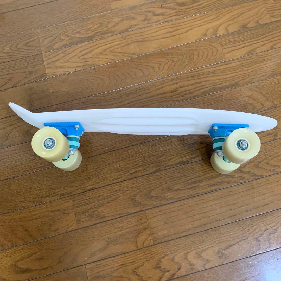 penny 22インチ 蓄光 GLACIAL BLUE