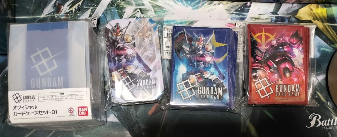 ガンダムカード　デッキケース　スリーブ二種　ダイス ガンダムカード デッキケース スリーブ二種 ダイス ガンダムカード