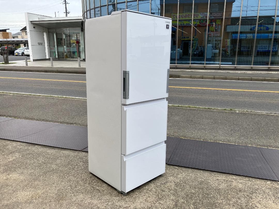 愛知岐阜/送料無料★美品★シャープ　350L冷蔵庫 SJ-GW35H-W　22年