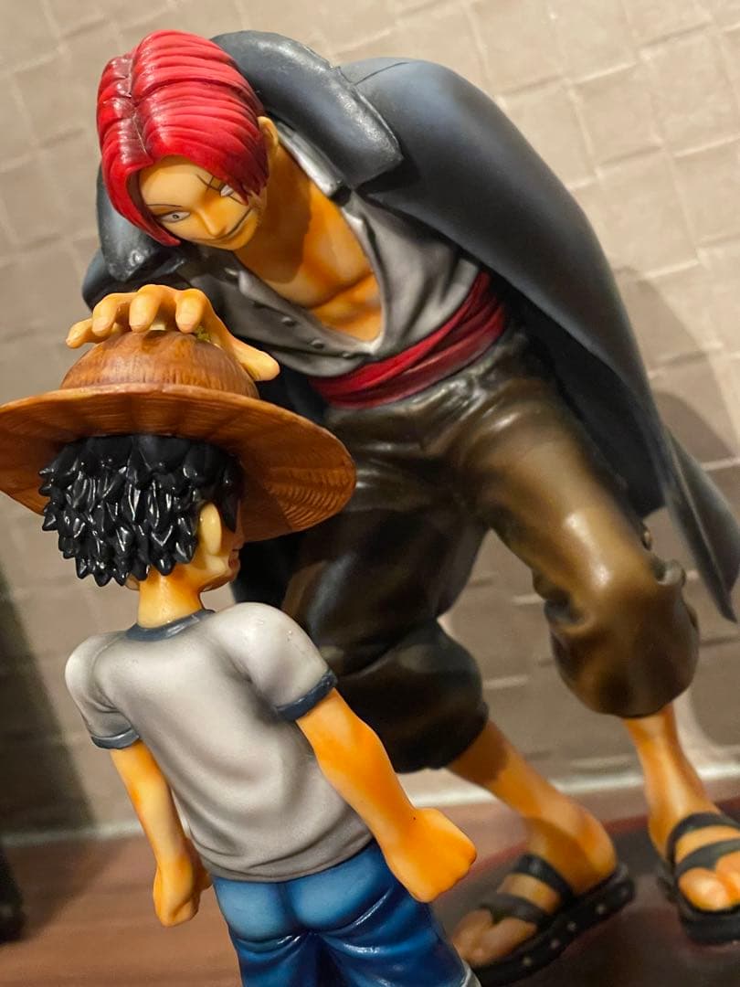 一番くじ ワンピースメモリーズ　A賞 ルフィ&シャンクス フィギュア