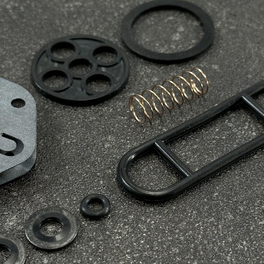 新品 GT380 中期 後期 GT550 GT750 ガソリン 燃料 m2073 - メルカリ