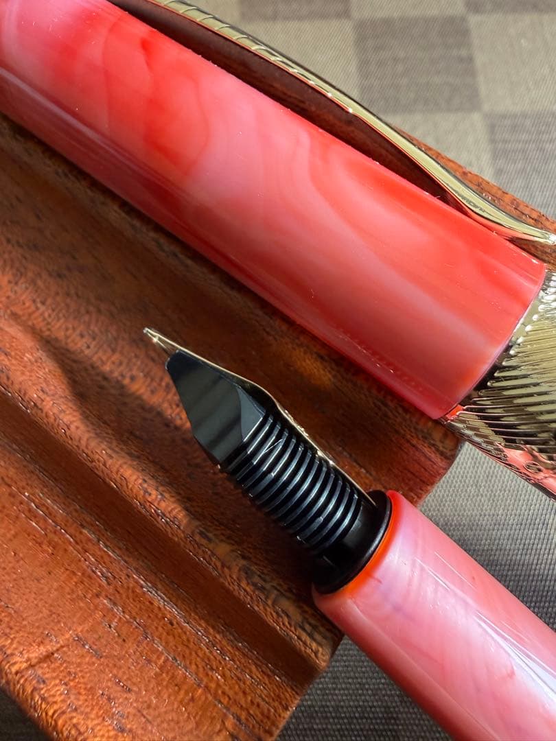 PINEIDER万年筆、特価商品