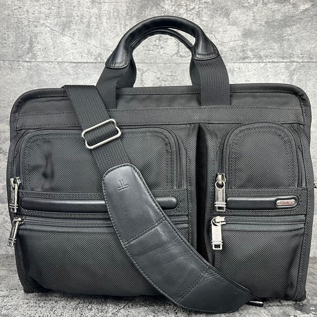 TUMI 2way ビジネスバッグ PC収納可 多ポケット 黒