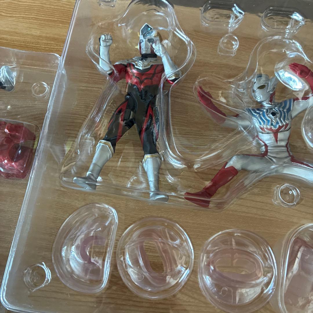 ウルトラマンルミナス　プレミアム　6体