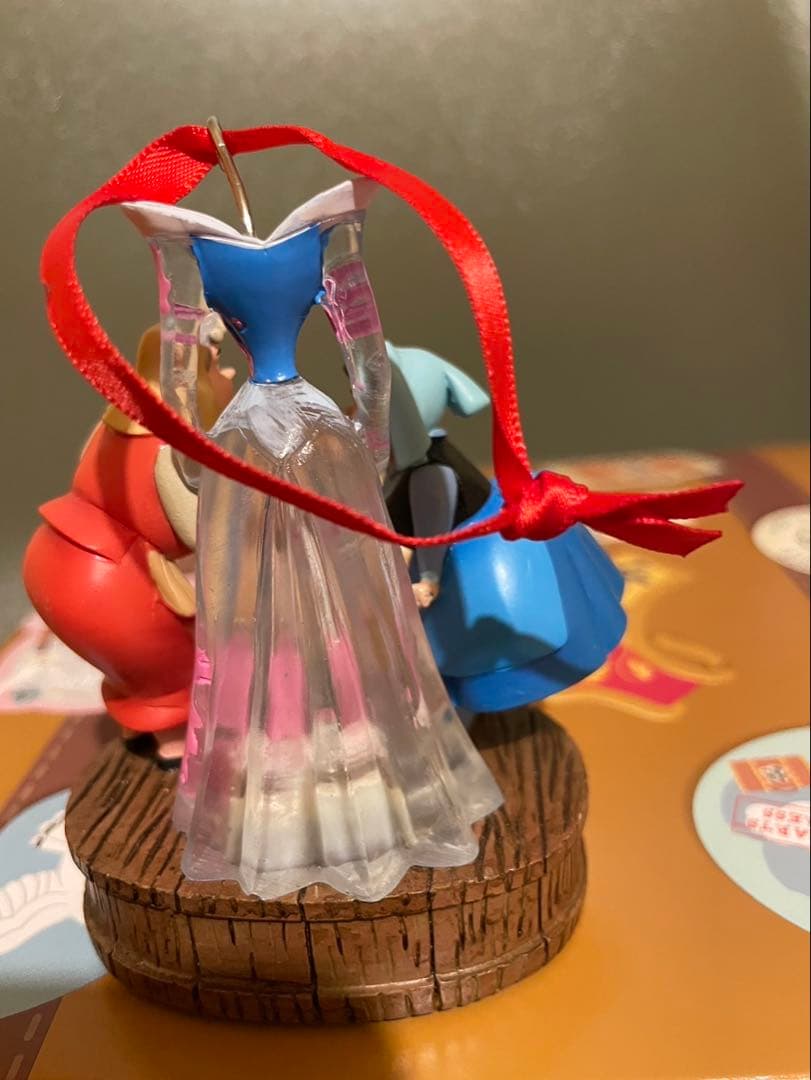 ディズニー 眠れる森の美女 メリーウェザー フローラ クリスマス