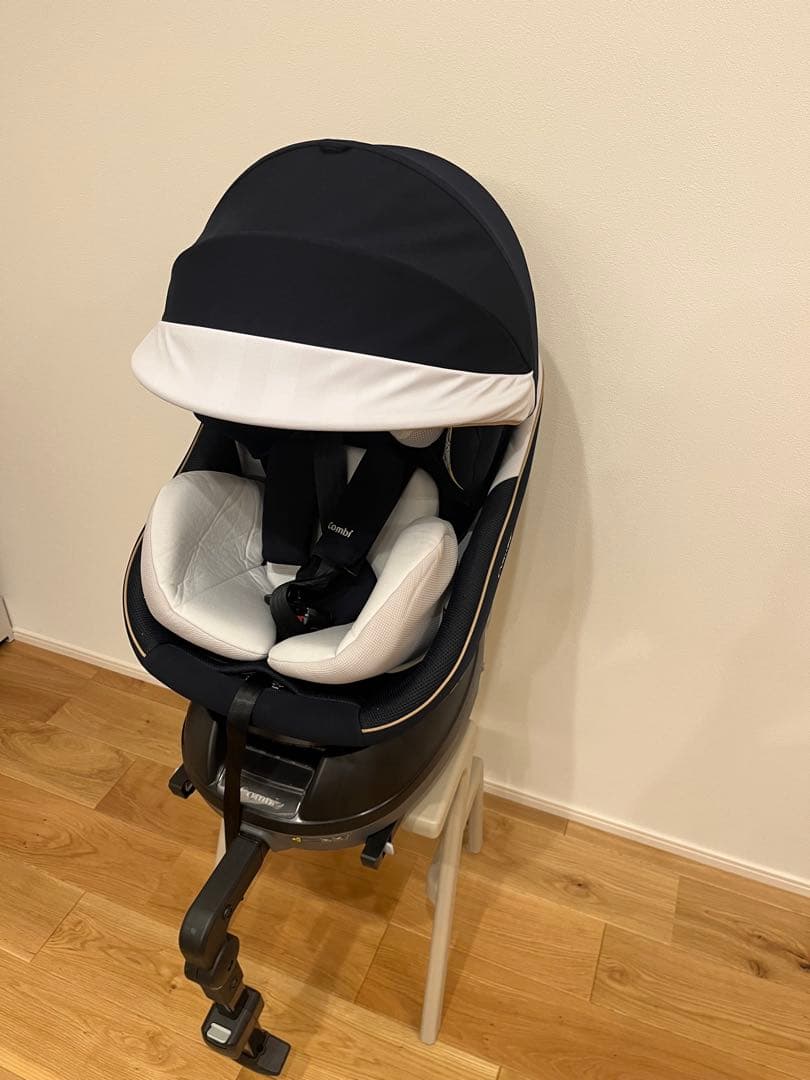 Combi クルムーヴ スマート ISOFIX エッグショック JL-590