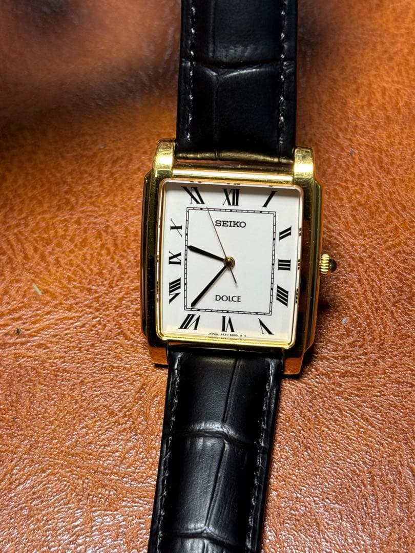 A121 希少 稼動品 SEIKO DOLCE スクエア型 90年代ヴィンテージ