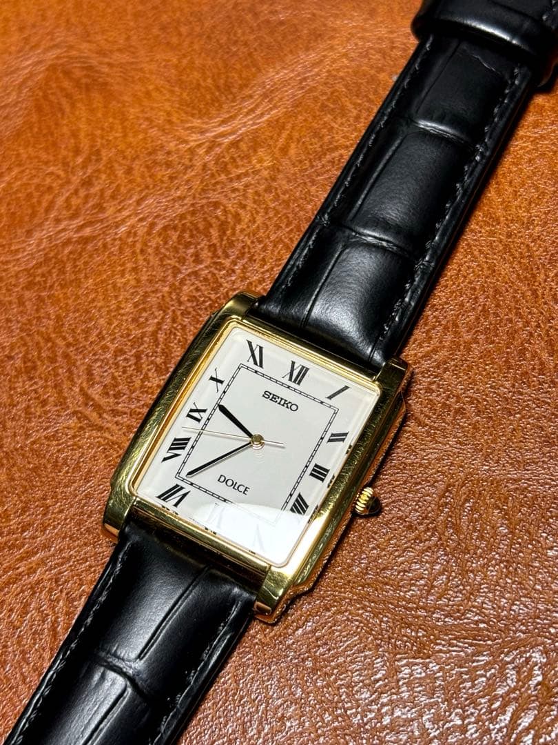 A121 希少 稼動品 SEIKO DOLCE スクエア型 90年代ヴィンテージ