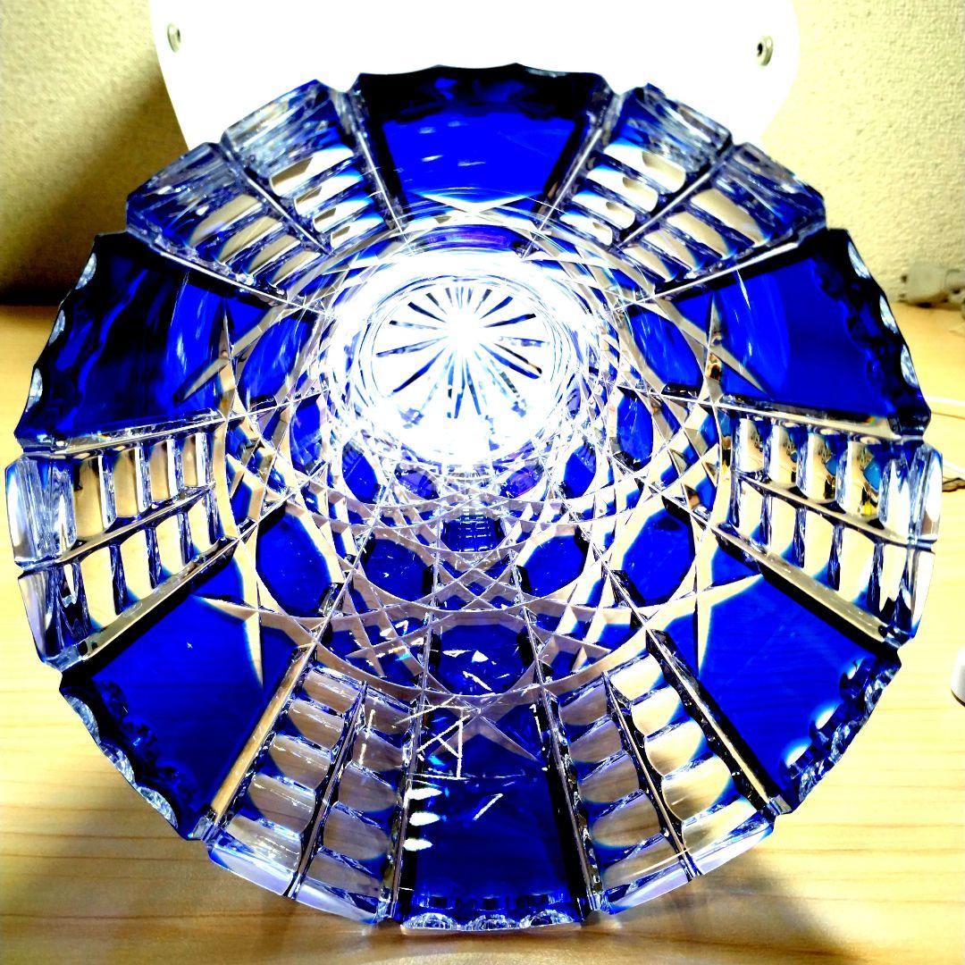 新品カガミクリスタル江戸切子青色被せガラスクリスタルカット花瓶花器