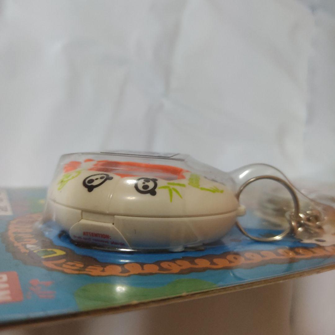 新種発見！ たまごっち 香港限定 海外版 パンダ レア品 tamagotchi