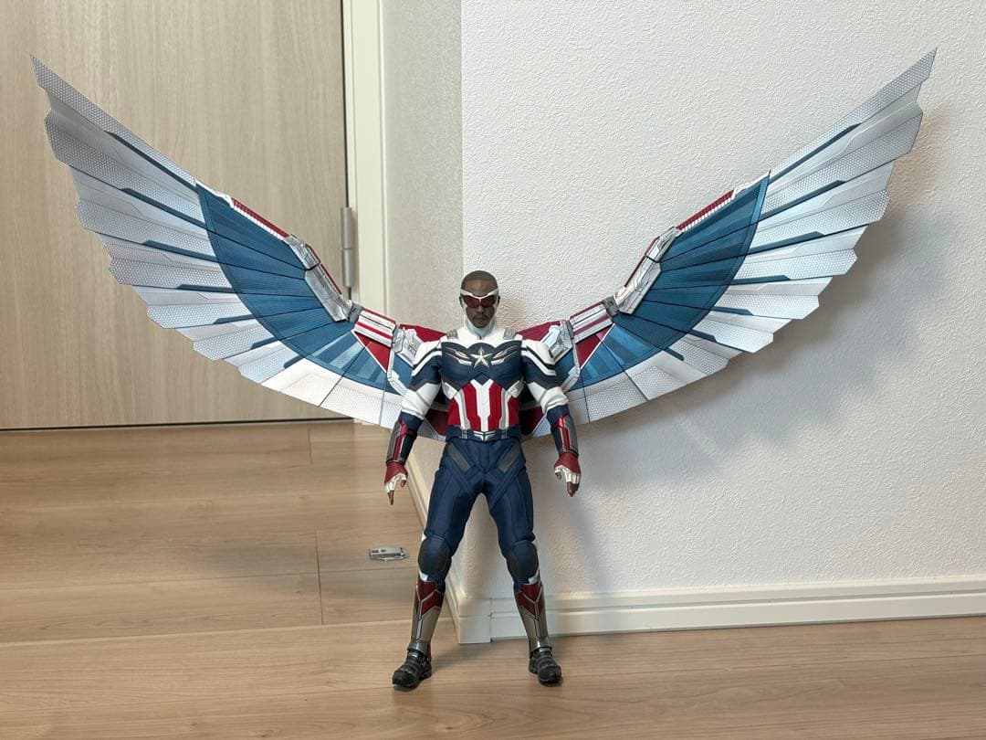 ホットトイズ マーベル キャプテンアメリカ サムウィルソン 遂に公開の