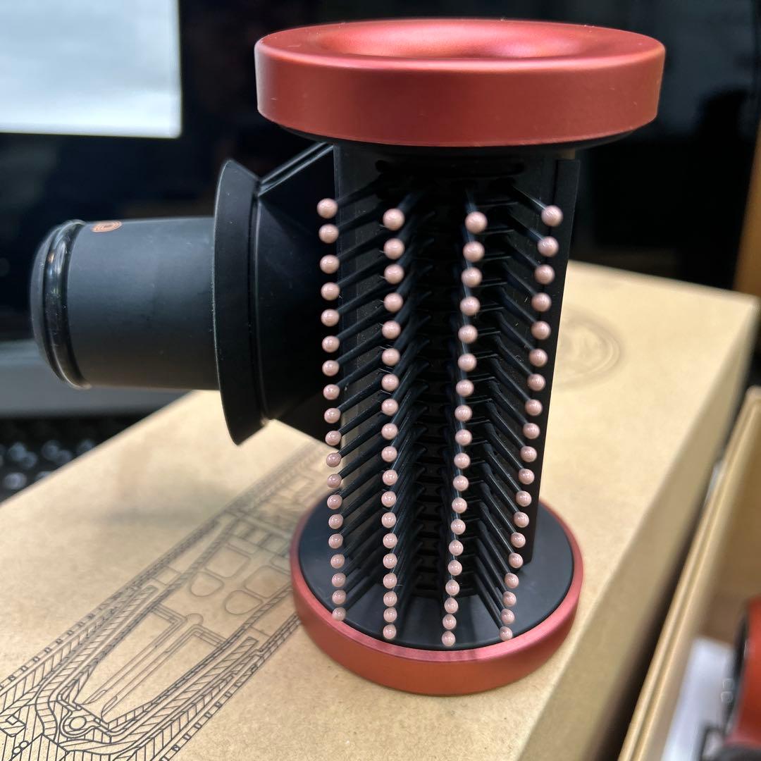 7034 【美品】Dyson ダイソン HD16 SBP ヘアドライヤー