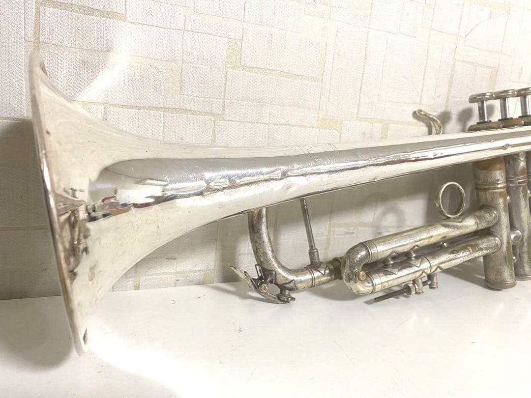 bach stradivarius model 37 トランペット 管楽器