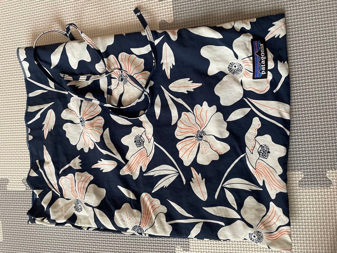 新品未使用品　patagonia ベビー・キッズ フリース ダウンベスト　2T