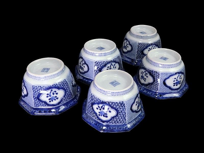 古伊万里 染付 毘沙門亀甲紋に花図 八角向付 5客 A234AS-