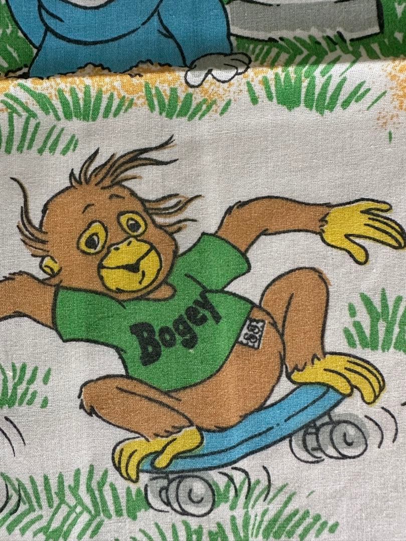 アニマル動物柄ヴィンテージ シーツ ムチャチャkeikiiiブーフーウー古着