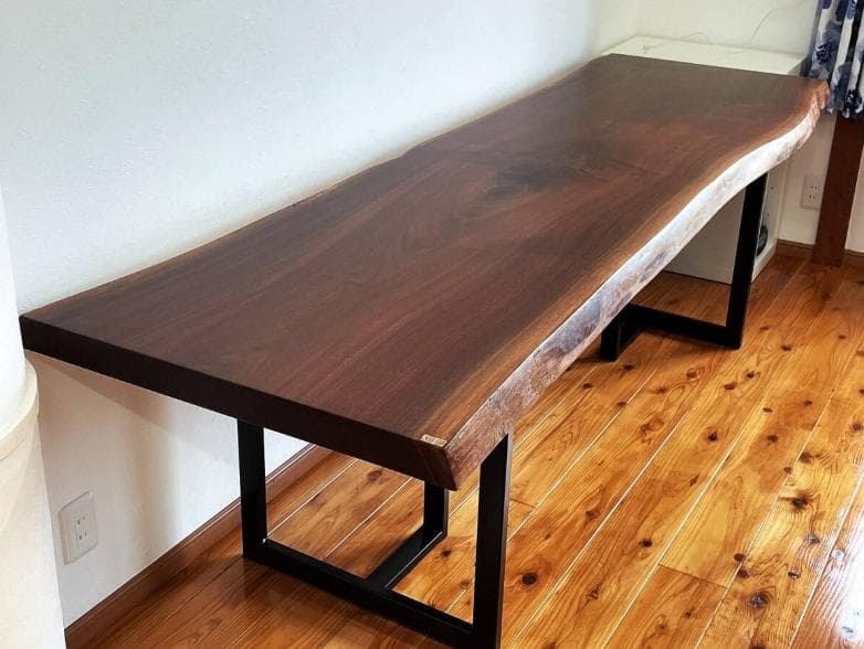 Studio Woonero【アトリエ木馬】一枚板ウォールナットテーブル