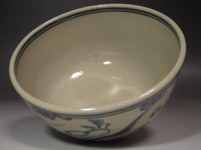 セール中】☆ 膳所焼 安南写 唐草文茶碗 表千家十三代即