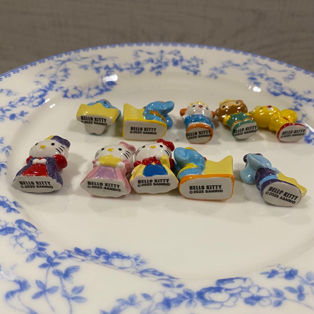 フェーブ ハローキティ フェーヴ 陶器 ミニチュア - メルカリ