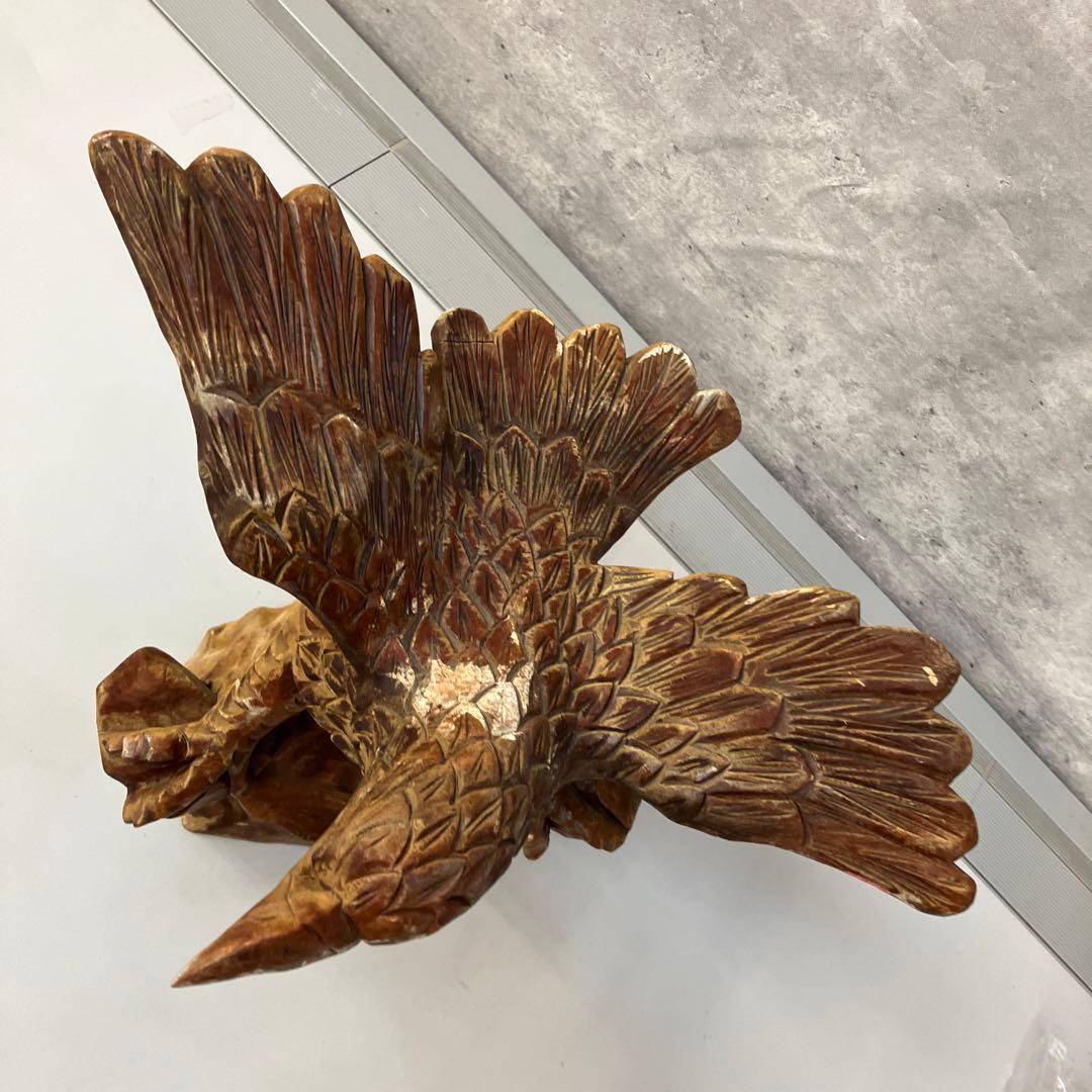 木の彫刻 鷹 オブジェ インテリア