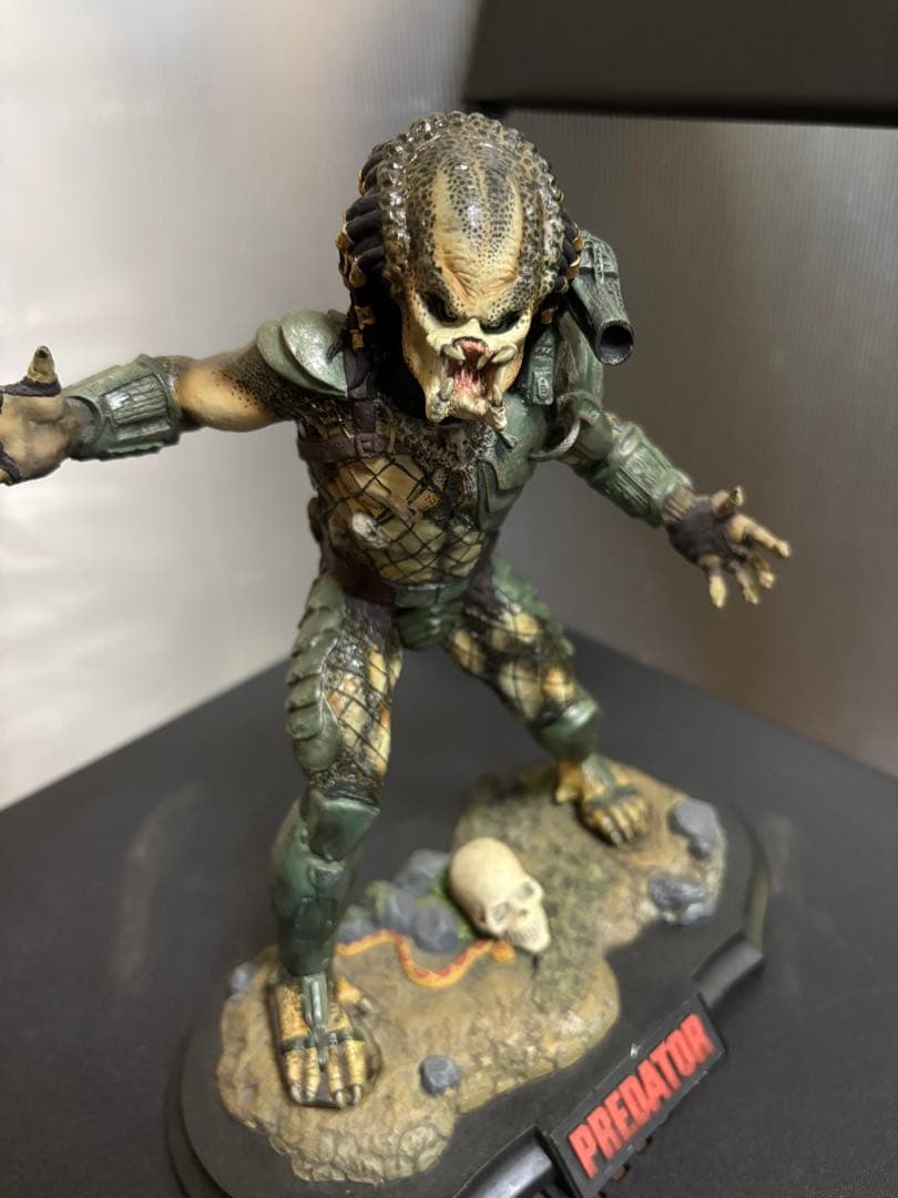 プレデター　ガレージキット完成品　1/7スケール
