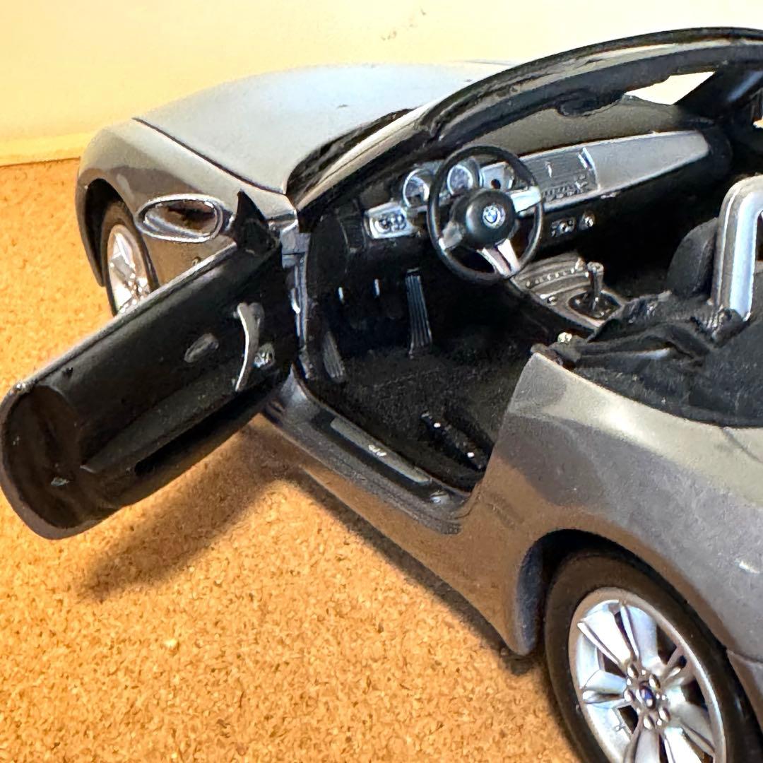 BMWオリジナル　BMW Z4 E85 1/18