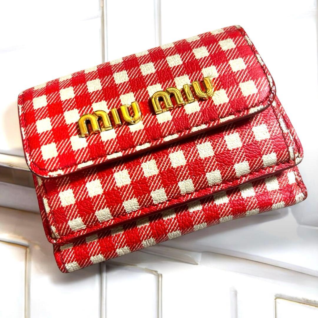希少】ミュウミュウ 三つ折財布 ギンガムチェック レッド