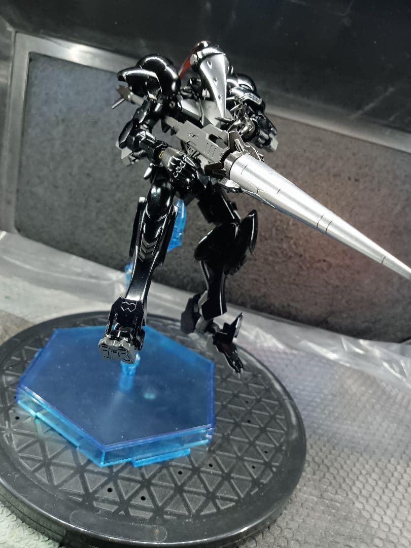 HG ガンダムバルバトス 塗装改造品 1/144 ＆ 1/100 ガンダムバルバトス