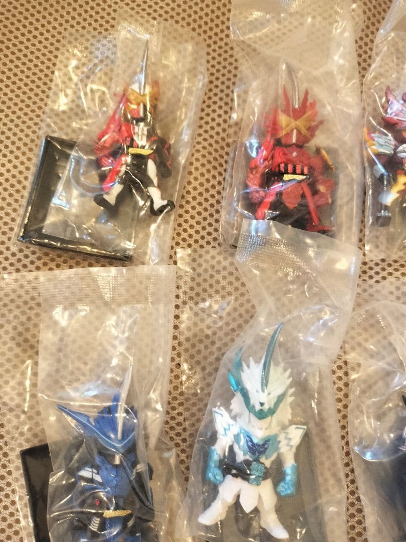 未開封】仮面ライダーコンバージ ゼロワン セイバー ギーツ 40体セット