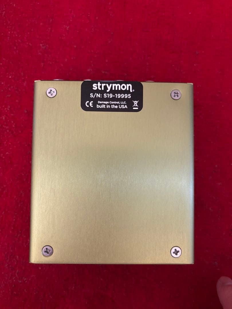 strymon BRIGADIER （ディレイ）