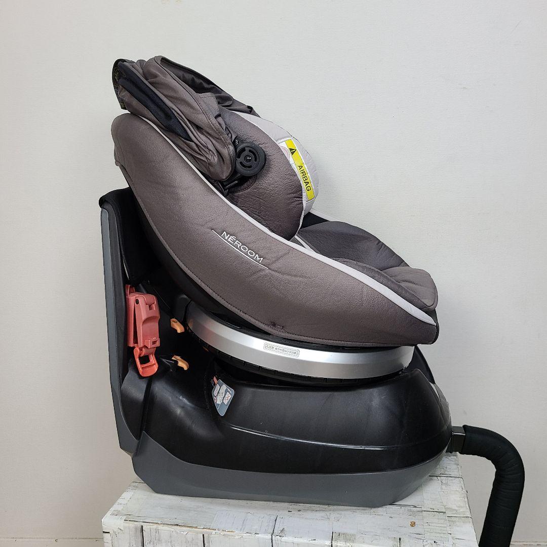 マ*。様 美品　チャイルドシート　新生児から4才　ジュニアシート　コンビ