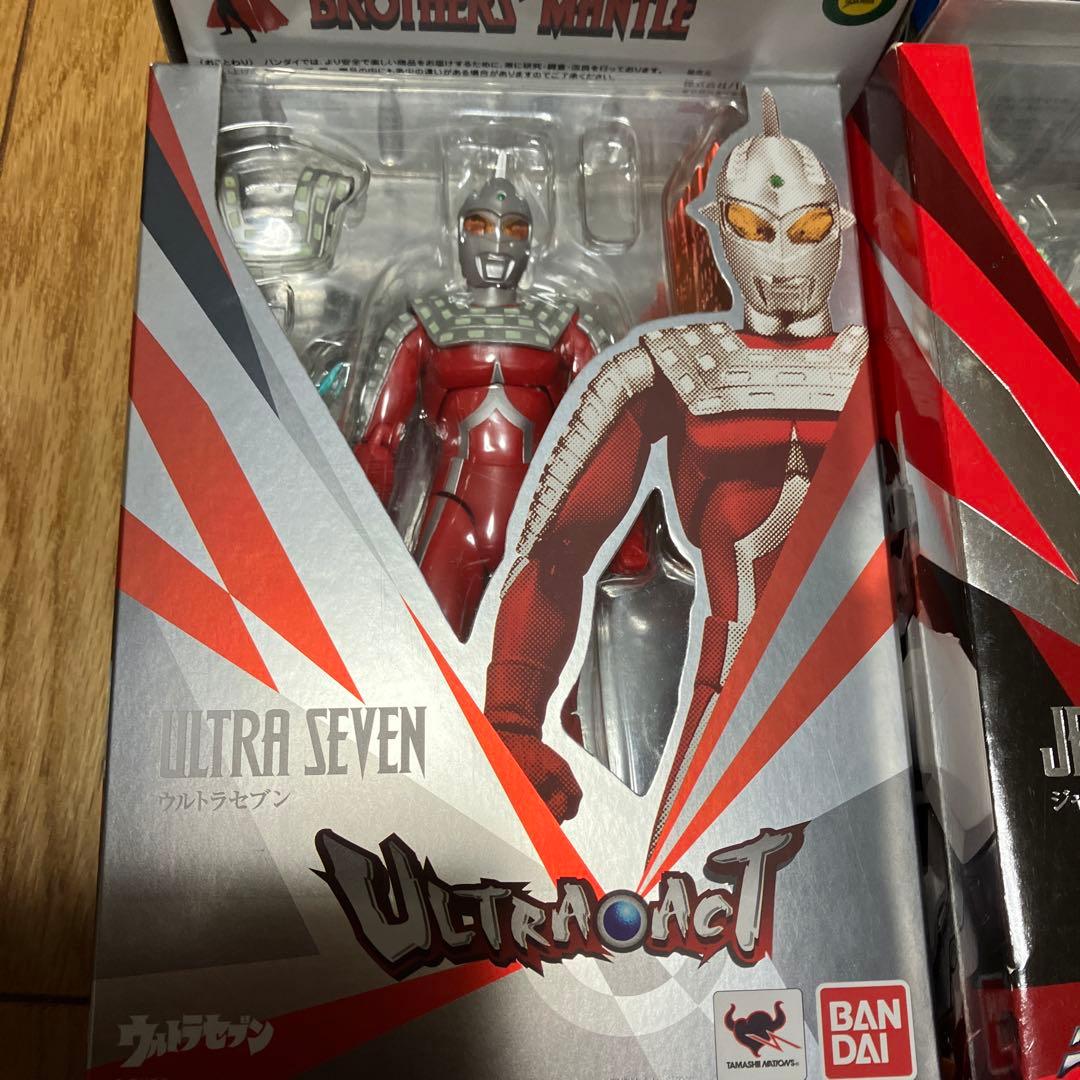 d*9様 ウルトラアクト　フィギュアセット