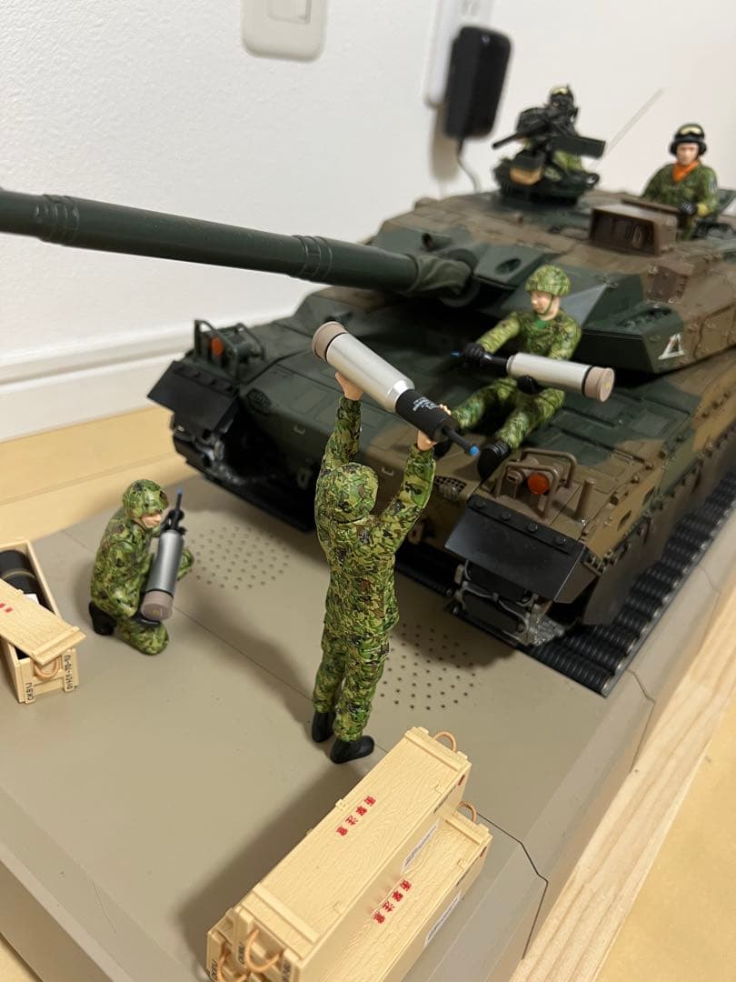 【動作確認済み・完成品】アシェット 週刊陸上自衛隊10式戦車をつくる