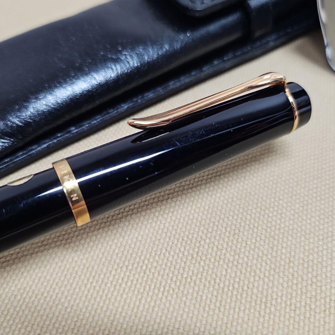 PELIKAN ペリカン F刻印 ペン・万年筆 樹脂系素材 ブラック ケース付き