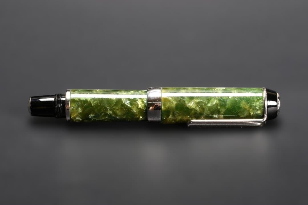 IRIDIUM POINT GERMANY 万年筆 グリーンマーブル 金属トリム IRIDIUM POINT GERMANY 万年筆 グリーンマーブル 金属トリム