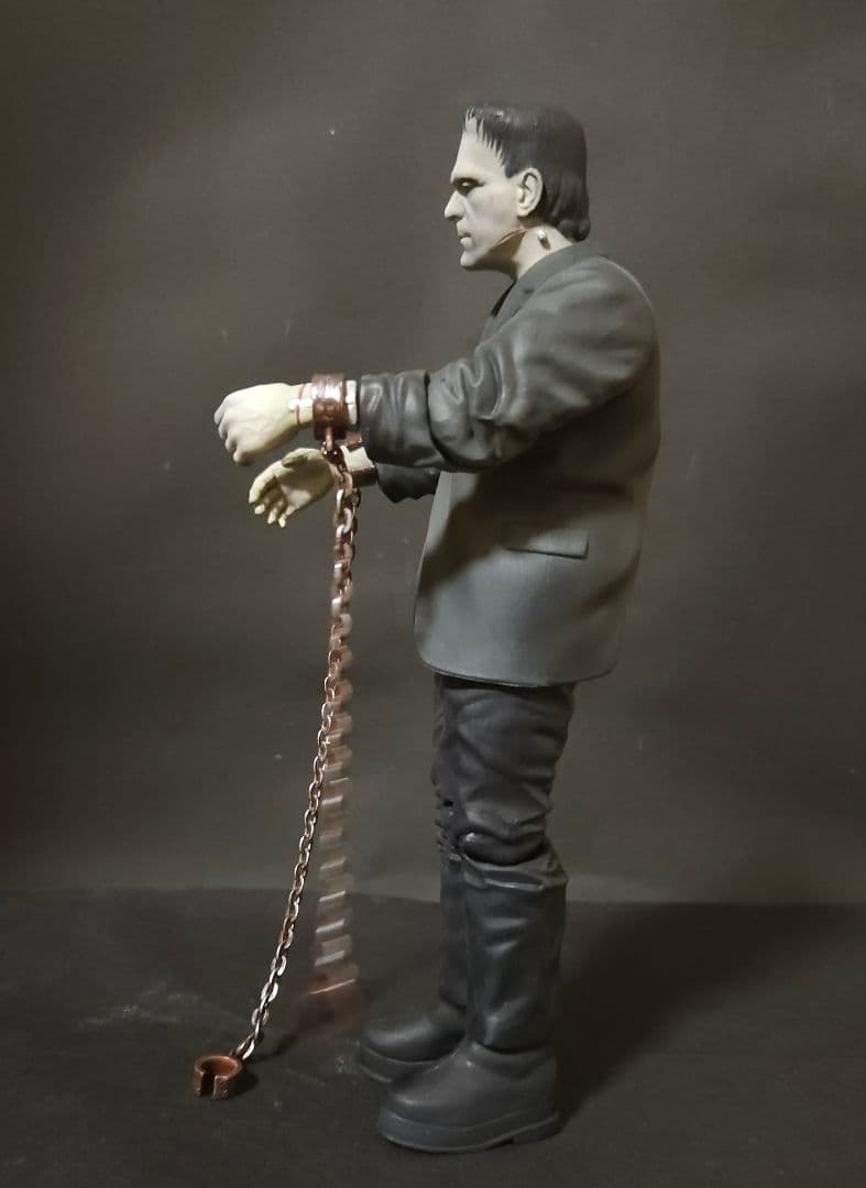 SIDESHOW製フィギュア フランケンシュタインの怪物リペイント完成品