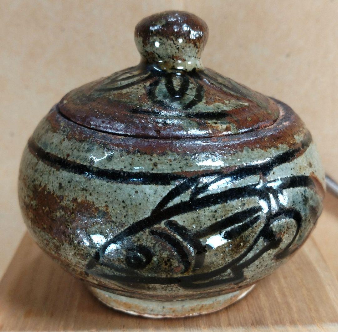 【本物保証】金城次郎 魚紋香合 共箱 栞 人間国宝 壷屋焼 壺屋焼 美品 盒子