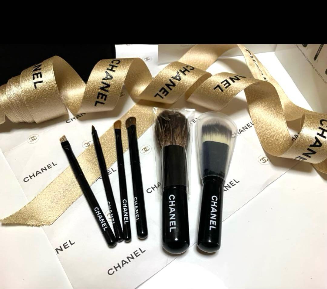 新品 CHANEL レ ミニ ドゥ シャネル ミニブラシセット 化粧ポーチ 黒